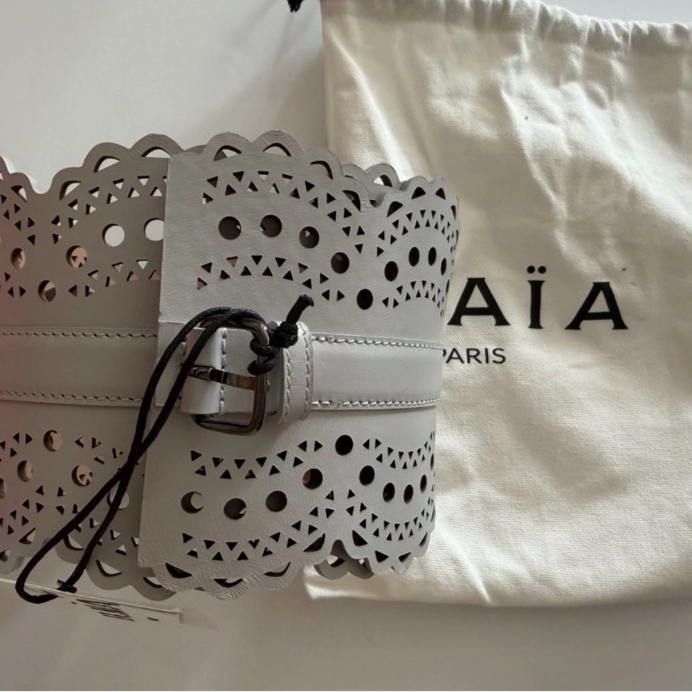 Alaïa Gray Corset Leather Belt NWT and dust bag
